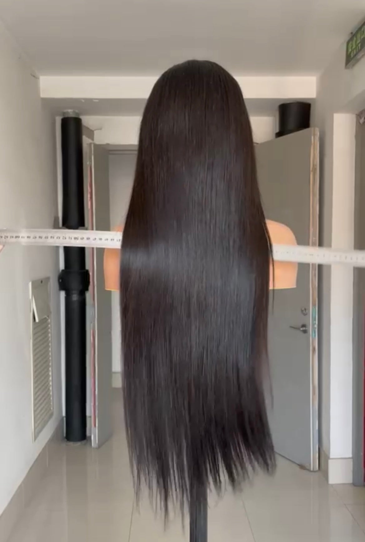 Straight Full frontal wig (13*4)